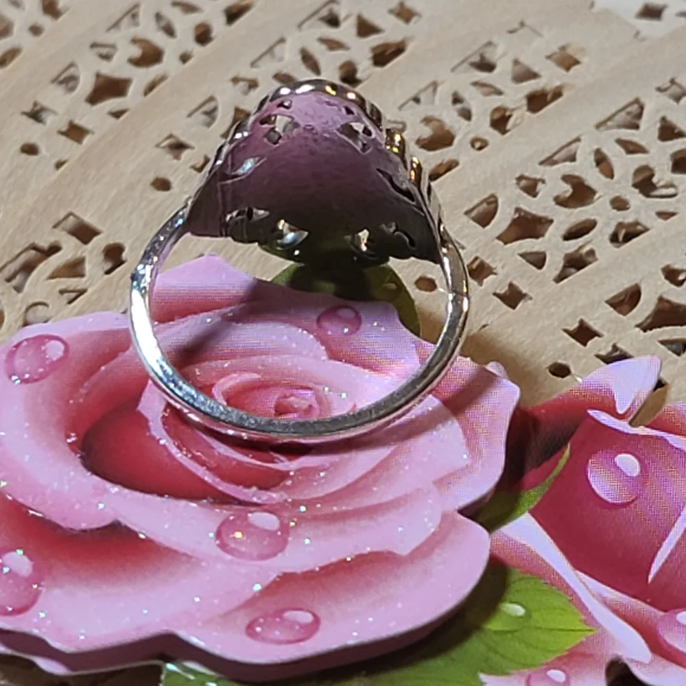 Vintage ladies ring